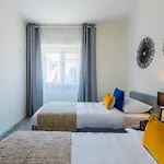 Bella Vista C In * Lisbon
